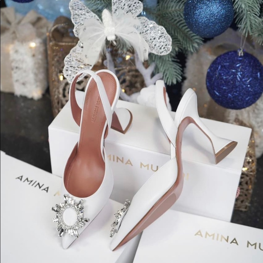 BNIB Amina Muaddi begum slingback in white leather. - Picture 8 of 9